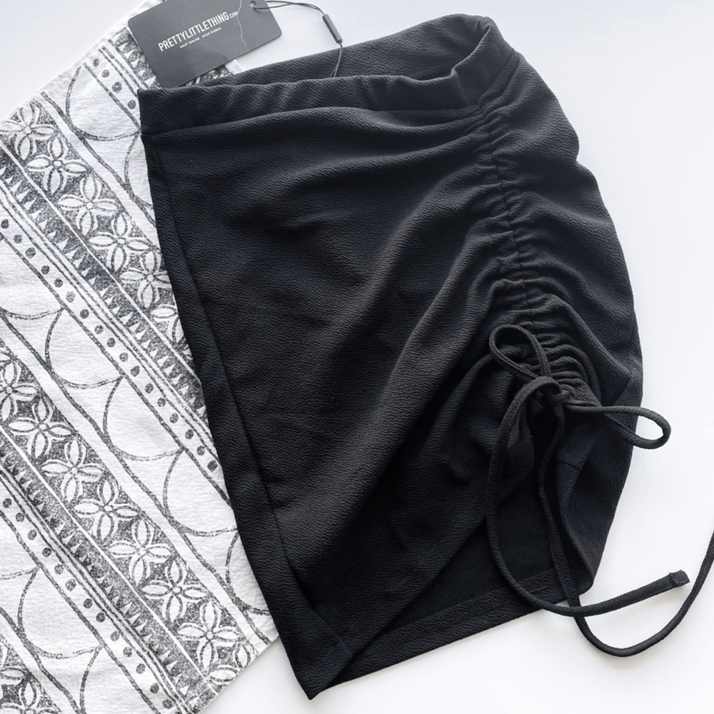 Prettylittlething mini skirt